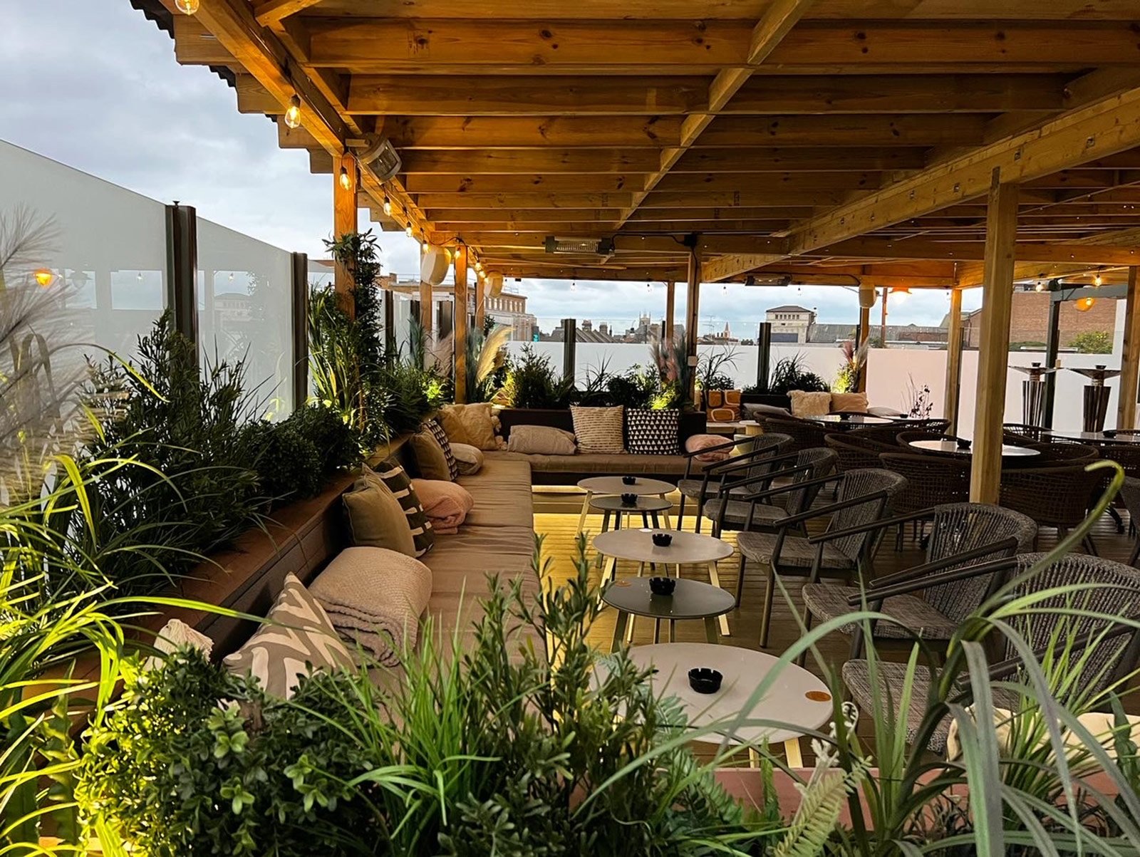 SOUTH WEST LONDON'S ROOFTOP OASIS